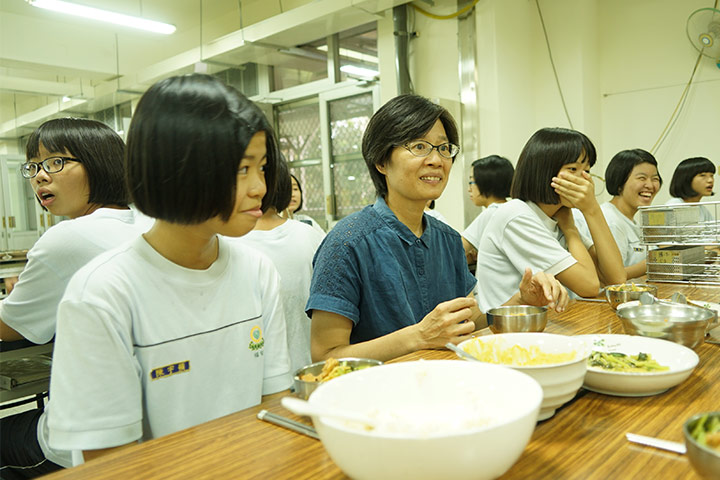颱風天的早餐，讓吳美毅看到福智教育園區老師們的用心和學生的成長。